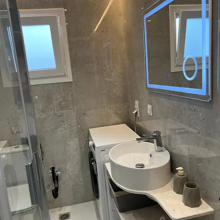 Dodas Luxury Apartment Corfu (city)